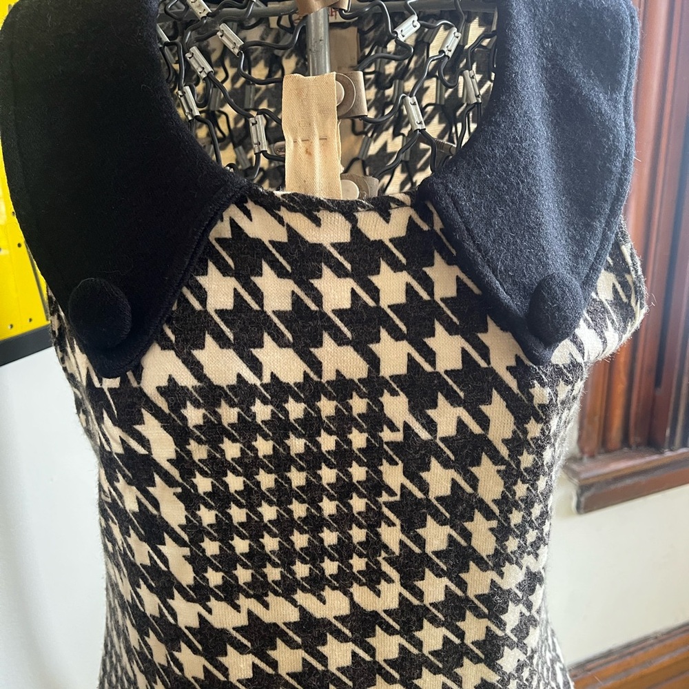 Vintage Mod 60s Black and White Houndstooth Dress - Picture 2 of 6
